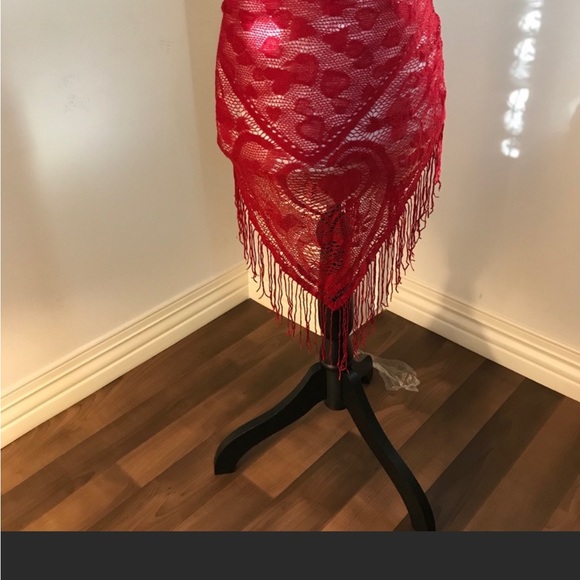 shawl/ wrap - Picture 2 of 3